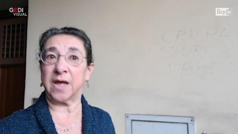 Il coraggio della donna di origini ebraiche insultata con una scritta: «Non la cancellerò, è testimonianza»