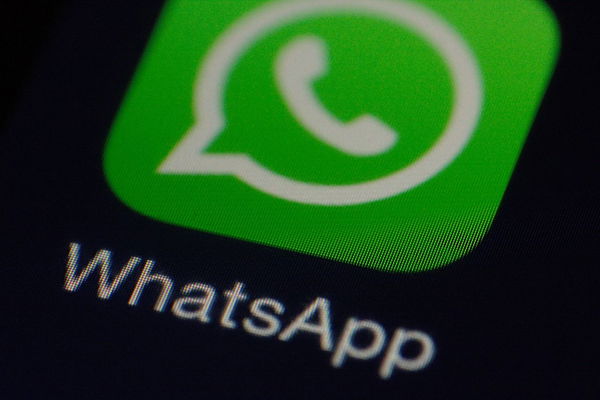 WhatsApp Down il 19 gennaio: ecco perché non riuscite a mandare foto o audio