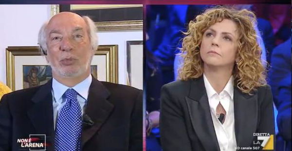 Barbara Lezzi nega che le auto blu siano cose da casta: «Servono per ragioni di sicurezza»