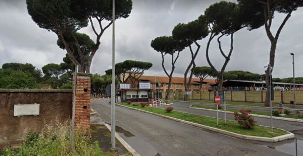 Un sospetto contagio da Coronavirus tra i 56 italiani in quarantena alla Cecchignola