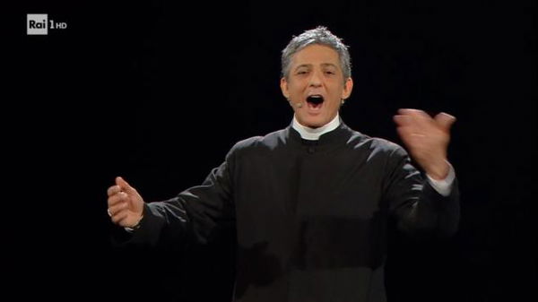 Fiorello ironizza sulla app della Fase 2: “Dovrebbe chiamarsi Immane”