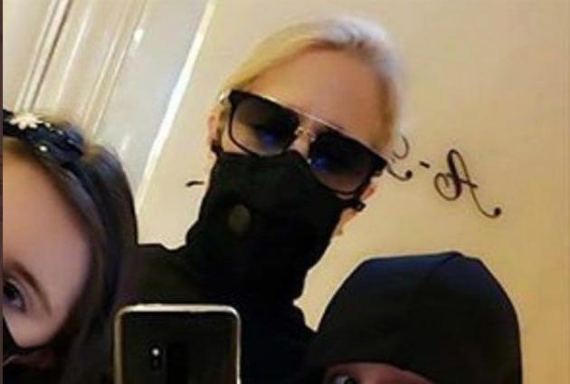 Heather Parisi smentisce di aver mai detto di aver scoperto lei il coronavirus article-post
