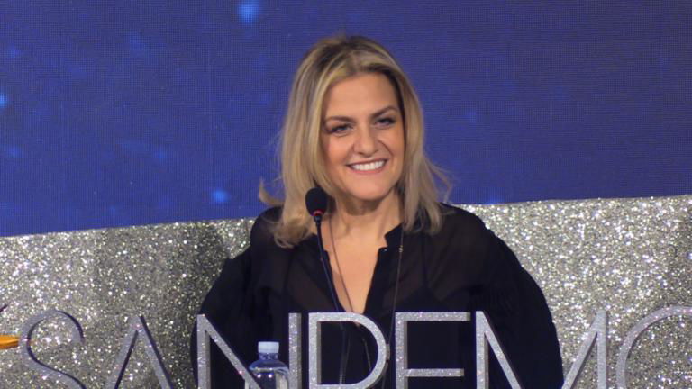 Irene Grandi a Sanremo 2020: «Vasco mi ha cucito la canzone, aprirò il suo Circo Massimo» | VIDEO