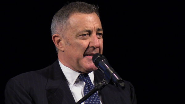 Luca Barbareschi shock: “Franceschini testa di c****, Raggi si vergogni di esistere”