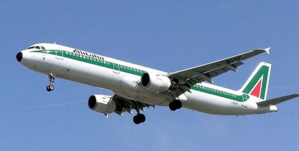 Il caso del volo Alitalia bloccato alle Mauritius: sbarcano solo passeggeri che non provengono da Lombardia e Veneto