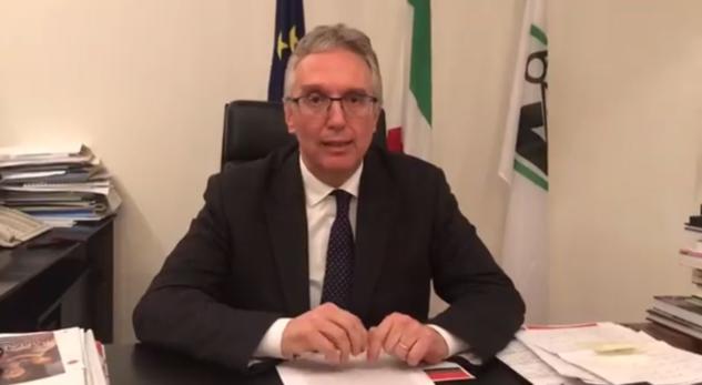 Il braccio di ferro della Regione Marche che ‘disobbedisce’ al governo e chiude le scuole article-post