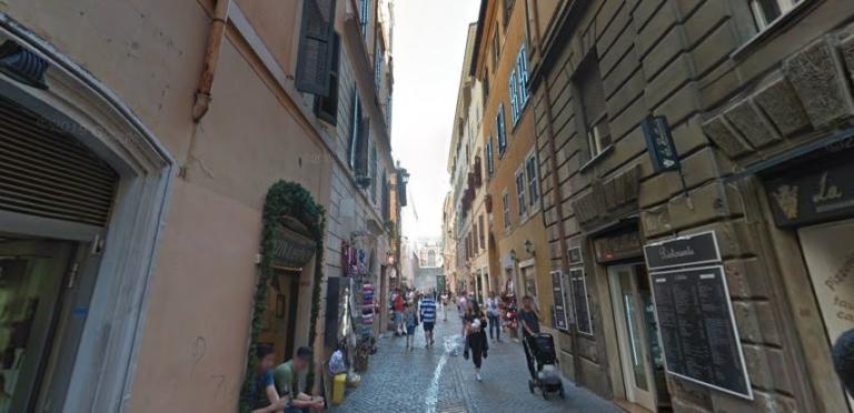 La Lega sceglie la propria sede romana: sarà in via della Panetteria, dove ha abitato Pannella