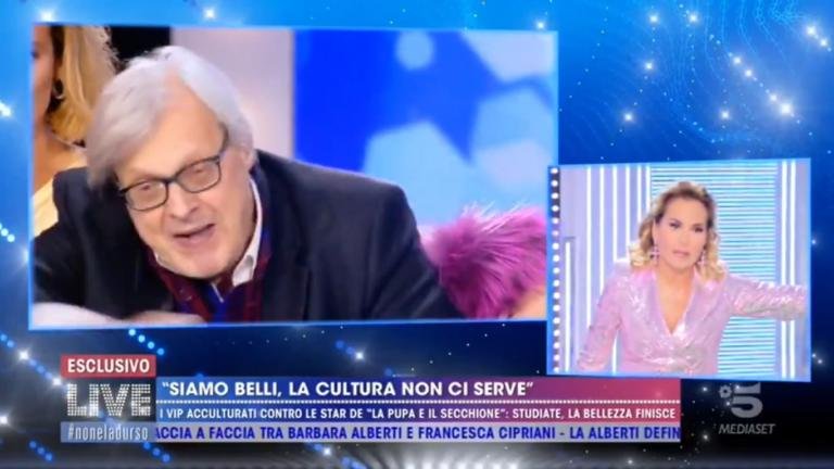 Vittorio Sgarbi voleva cacciare Barbara D’Urso dalla sua trasmissione | VIDEO