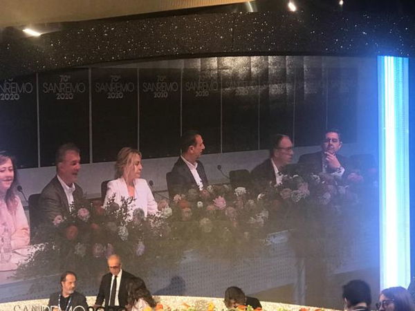 Toti dedica il Festival ai lavoratori del Ponte Morandi: «Fanno un piccolo miracolo»