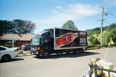 Perché Coca-Cola ha deciso di usare esclusivamente l’AI? article-post