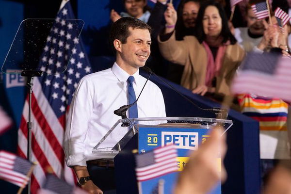 Iowa, finalmente i primi risultati dei caucus: in testa Pete Buttigieg