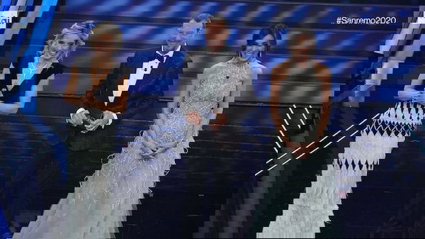 Agcom sanziona il Sanremo di Amadeus: «Non è stata garantita la dignità femminile»