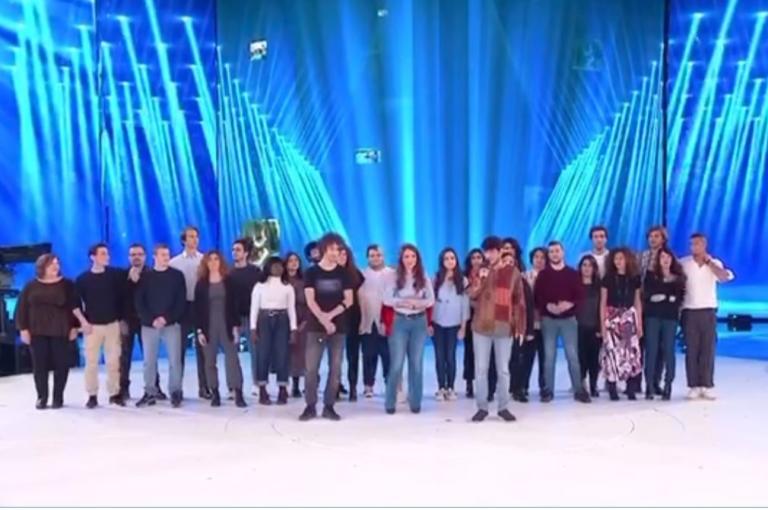 Le Sardine ad Amici contro l’odio: «Basta a chi usa la paura per ottenere consensi» | VIDEO