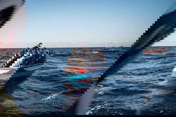 Sea Watch 3 diretta verso Messina, ma Musumeci chiede la quarantena a bordo