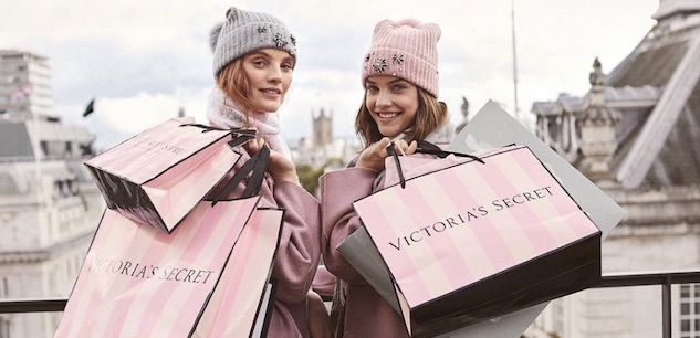 L’azienda Victoria’s Secret pubblicamente accusata da centinaia di modelle di «misoginia e abusi» article-post