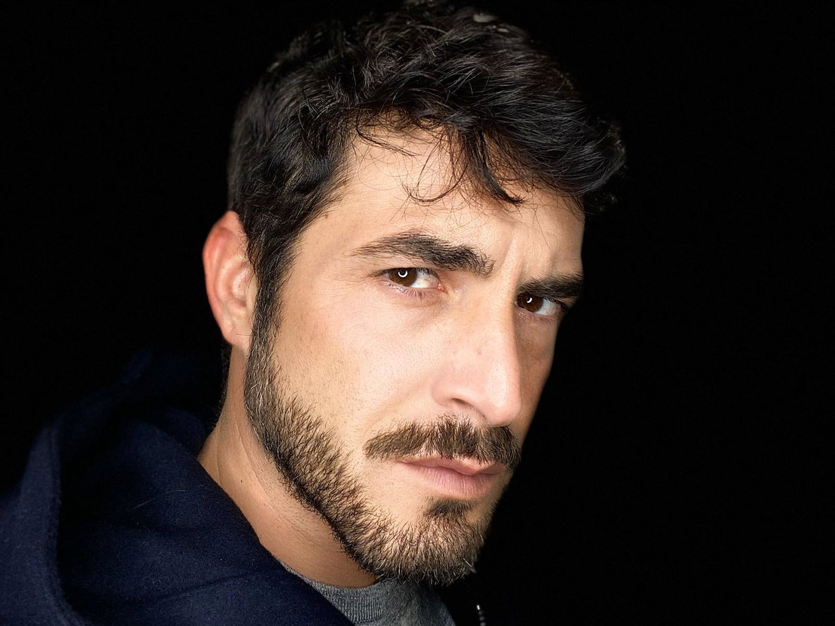 Coronavirus, l’attore Francesco Bomenuto racconta “Ho avuto paura, ecco come sono tornato dalle Maldive” article-post