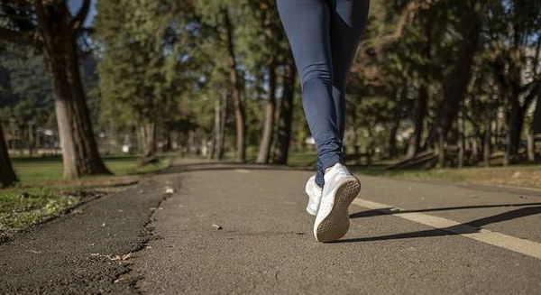 Coronavirus, la Sicilia vieta lo sport all’aperto e chiude gli alimentari la domenica
