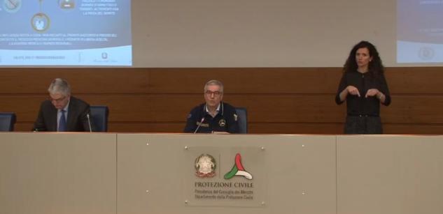 Il capo della Protezione Civile: «In Italia potrebbero esserci 600mila contagiati. Le mascherine? Non penso arriveranno più dall’estero» article-post