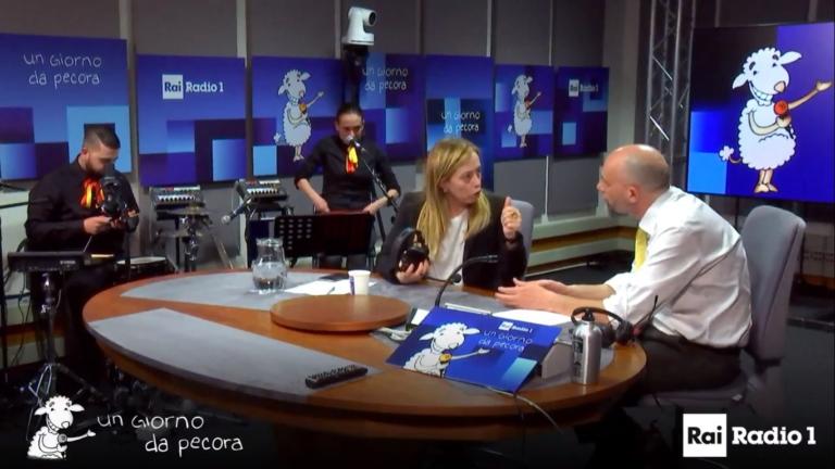 Giorgia Meloni chiede altri fondi per pagare babysitter in caso di chiusura delle scuole