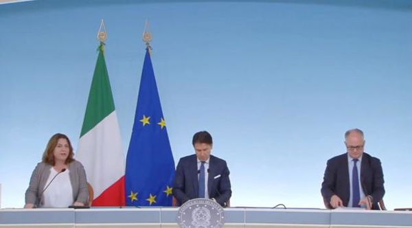 Il ministro Nunzia Catalfo: «Prevediamo un allargamento degli ammortizzatori sociali, a tutela di tutti i lavoratori»