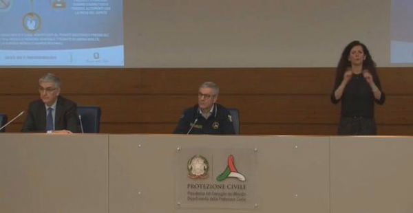 Borrelli dice che i malati in Italia potrebbero essere 600mila (e le sue conferenze stampa perdono improvvisamente efficacia)