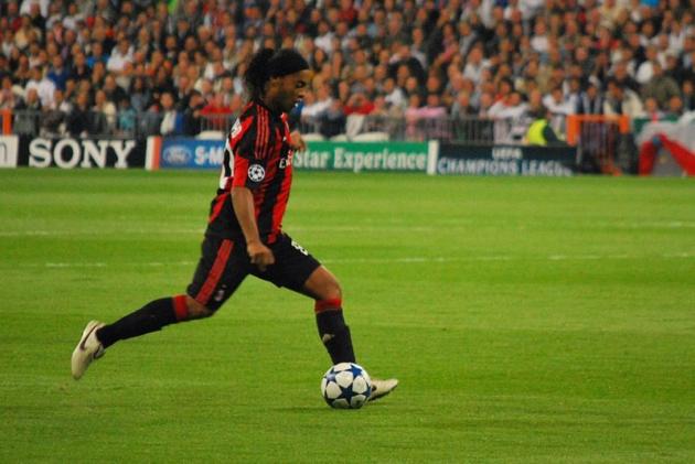Ronaldinho è in stato di fermo in Paraguay article-post