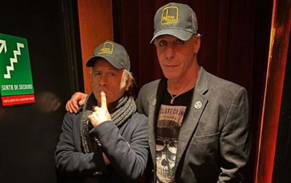 Till Lindemann, cantante dei Rammstein, ricoverato in terapia intensiva per Covid-19