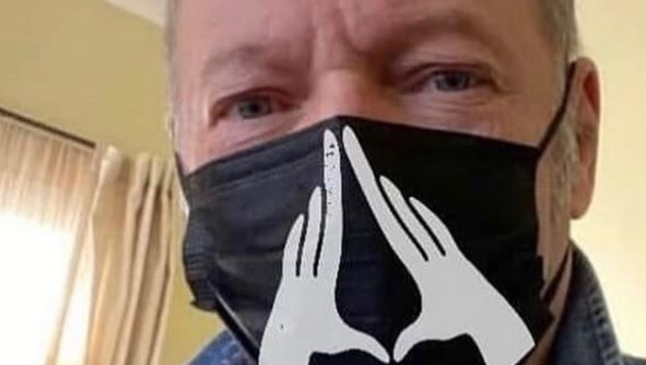 Vasco Rossi sostiene che negli USA ci siano meno casi di contagio perché i tamponi costano 3200 dollari