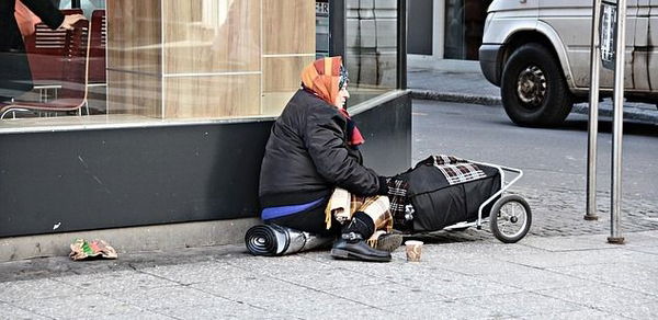 Io resto a casa, ma c’è chi non ha una dimora in cui ripararsi e isolarsi