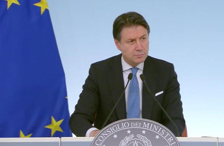 Il governo alza il tiro contro il coronavirus: «Piano da 25 miliardi per contrastarlo»
