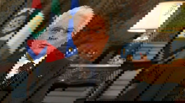 Sergio Mattarella e il secondo monito all’Europa: «Il Consiglio non ha dato solidarietà all’Italia»