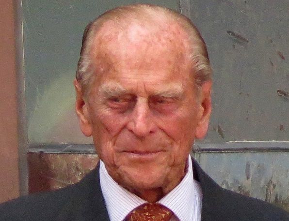 No, non è morto (di nuovo) il principe Filippo