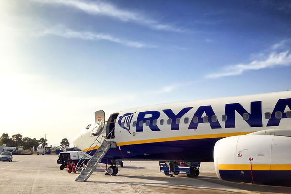 Ryanair non decolla più: cancellati tutti i voli da e per l’Italia