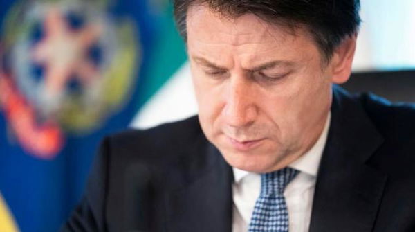 Giuseppe Conte annuncia l’inizio della ripresa delle attività il 4 maggio, ma seguendo «peculiarità territoriali»