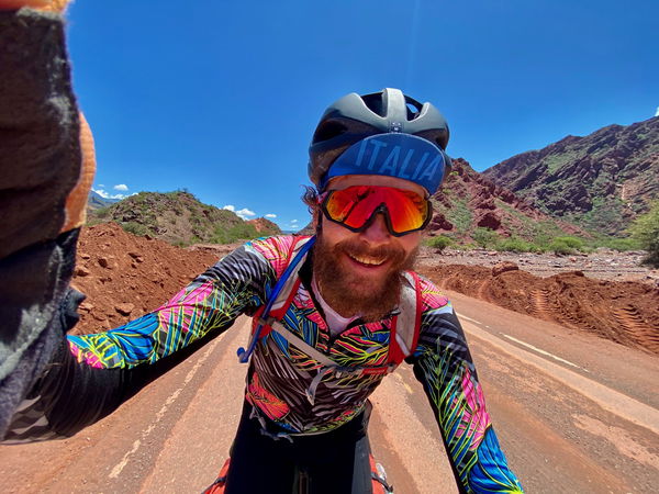 Jovanotti parte con il docutrip “Non voglio cambiare pianeta” su Rai Play