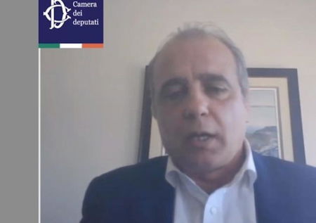 Mimmo Parisi dice che non è vero che non è presente in Italia, in collegamento dal Mississipi article-post