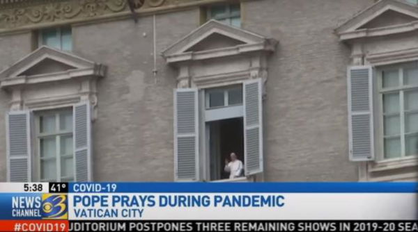 La bufala dell’ologramma di Papa Francesco