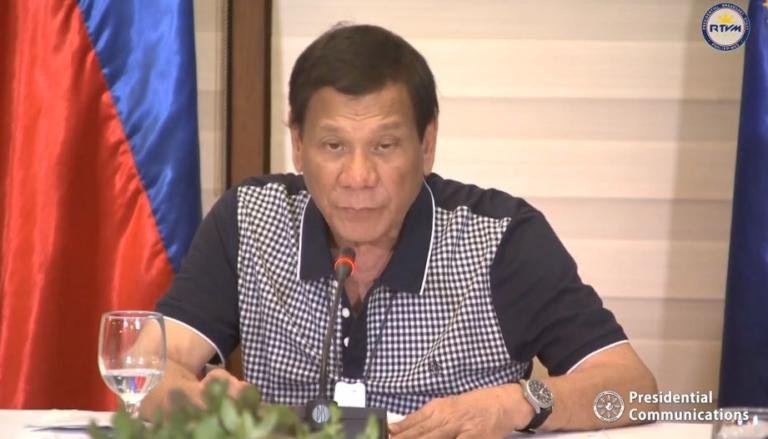 Il presidente delle Filippine ordina di sparare contro chi vìola la quarantena