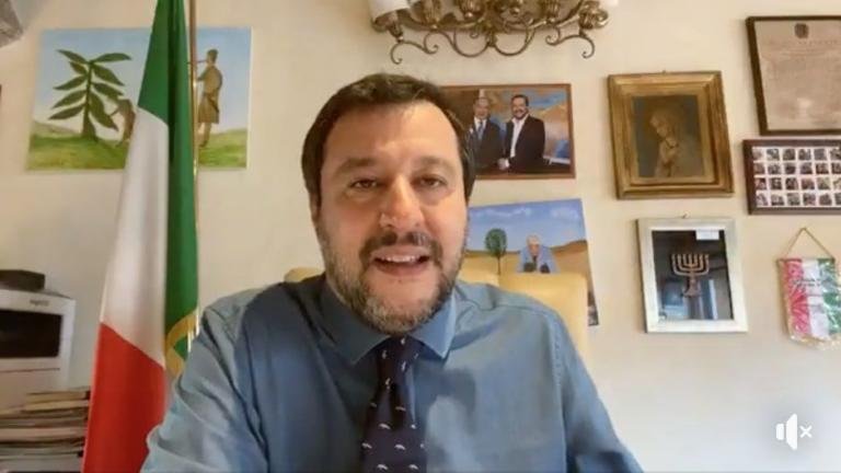 Quanto piace a Salvini l’idea di Fontana di «chiuderla con le chiusure» in Lombardia il 4 maggio