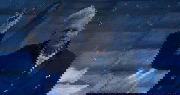 Animali Fantastici – I Crimini di Grindelwald stasera in prima tv, slitta Il Signore degli Anelli