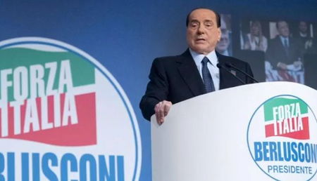 Salvini dice che Berlusconi è a favore del Mes per non dare un dispiacere alla Merkel article-post