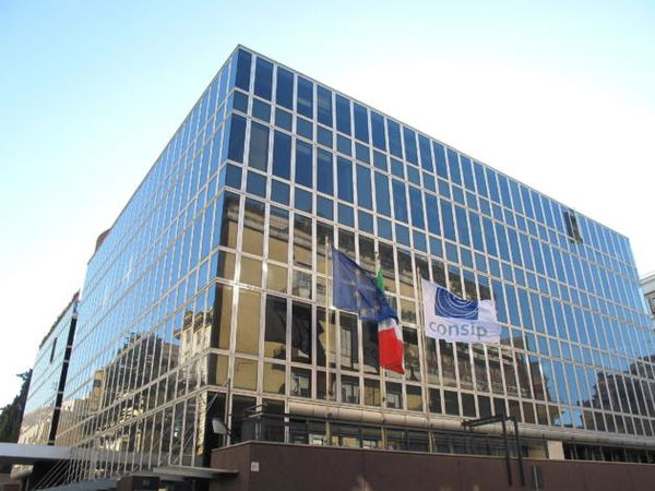 La reazione di Consip alla puntata di Piazzapulita sugli appalti per le mascherine