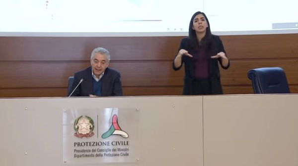 Arcuri, per la prima volta «il numero di ventilatori è più alto di quello dei ricoverati nelle terapie intensive»