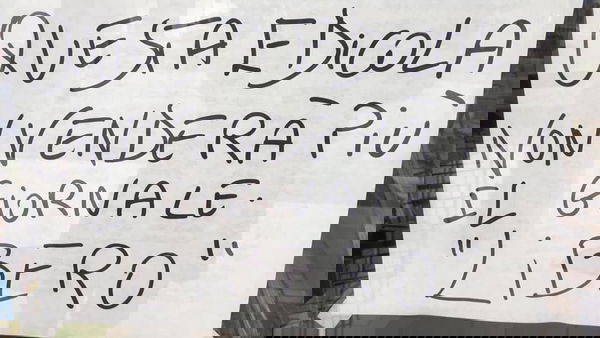 Storia di Tiziana Marchese, l’edicolante che ha scelto di non vendere più Libero