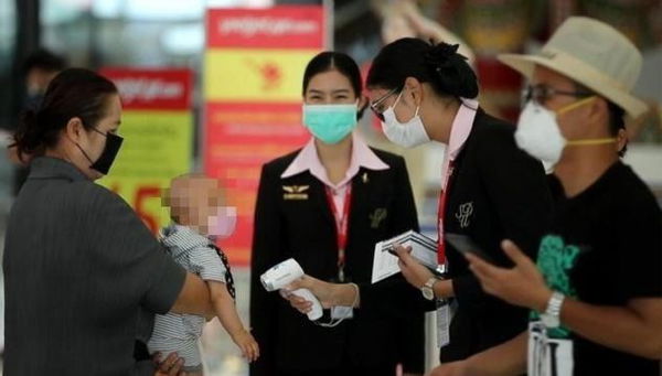 Coronavirus, ad Hong Kong nuovo aumento dopo l’allentamento delle misure restrittive: si torna in quarantena