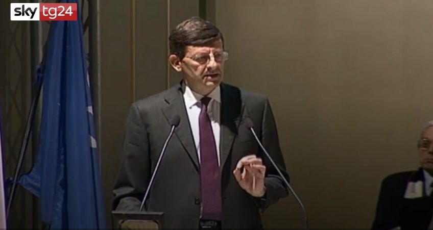 La task force di Colao si domanda quale ruolo abbia se la Lombardia decide da sola quando ripartire article-post