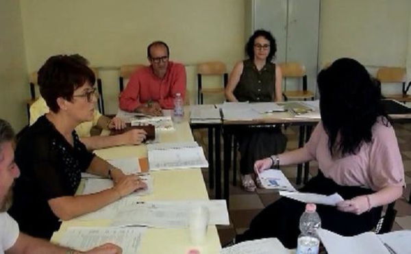 I maturandi che rientreranno a scuola per l’ultima volta durante il loro colloquio della maturità