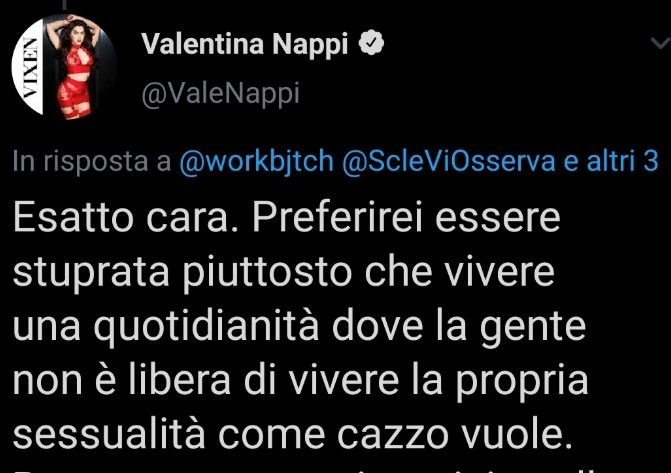 Valentina Nappi e il paradosso su Twitter: «Preferirei essere stuprata che sottomessa come le femministe»