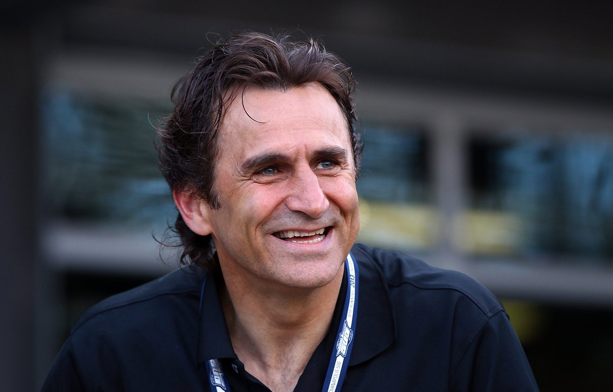 Non mollare mai, stasera in tv 2 giugno con i campioni dello sport insieme ad Alex Zanardi article-post