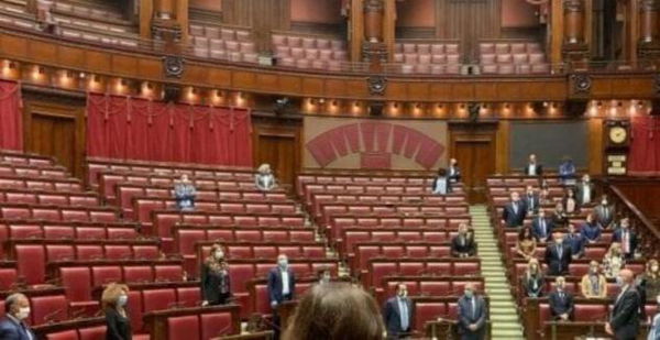 Perché Alessandro Pagano non dice che la Lega non era in Aula quando si commemorò il poliziotto morto?